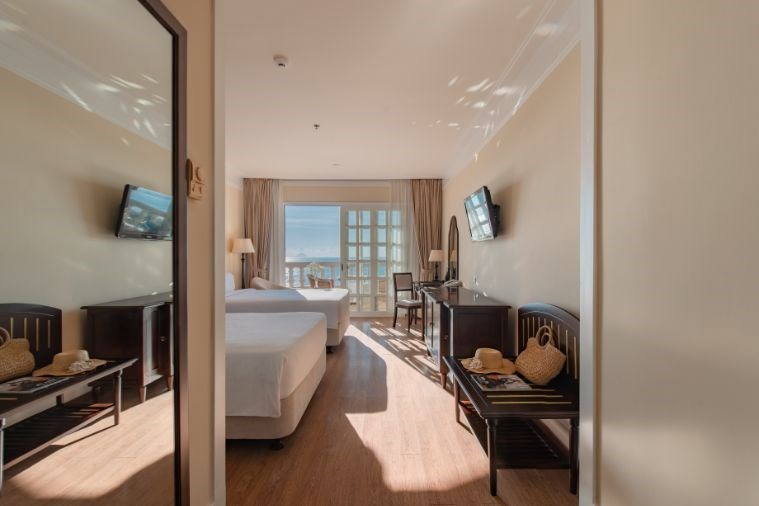 Phòng Deluxe Twin Ocean View